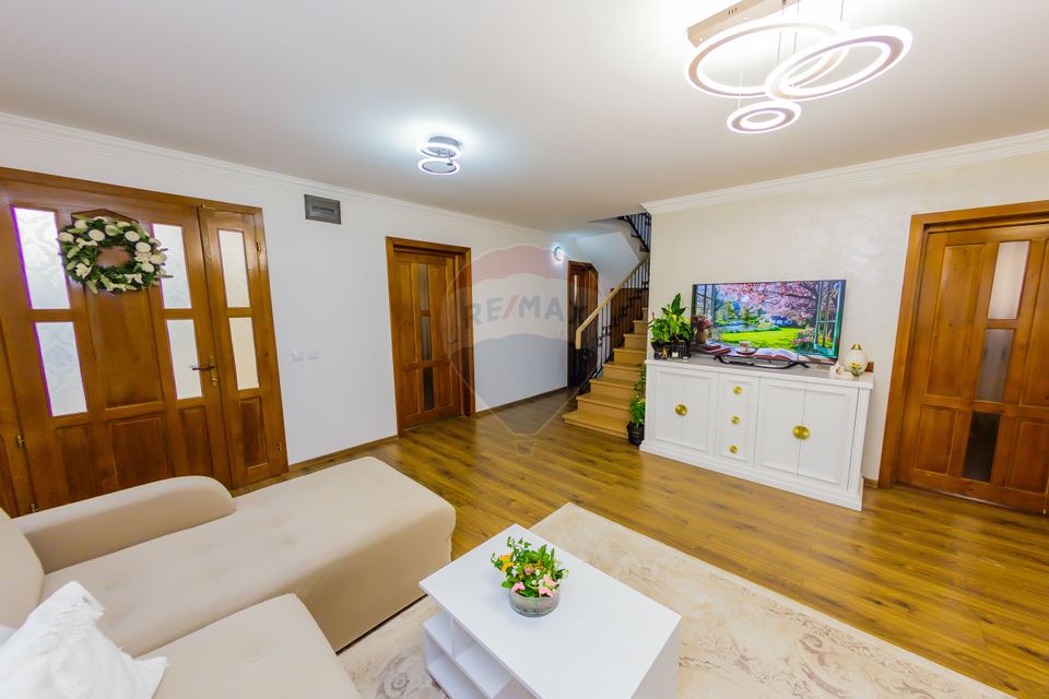 CASA DE VIS DE VANZARE IN COLTIREA