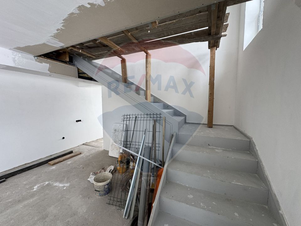 6 room House / Villa for sale