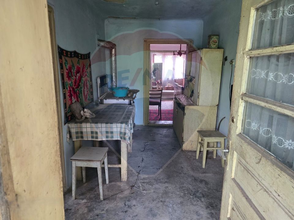 Comision 0! Casa din inima Subcarpaților — comuna Cislau, teren 5000mp