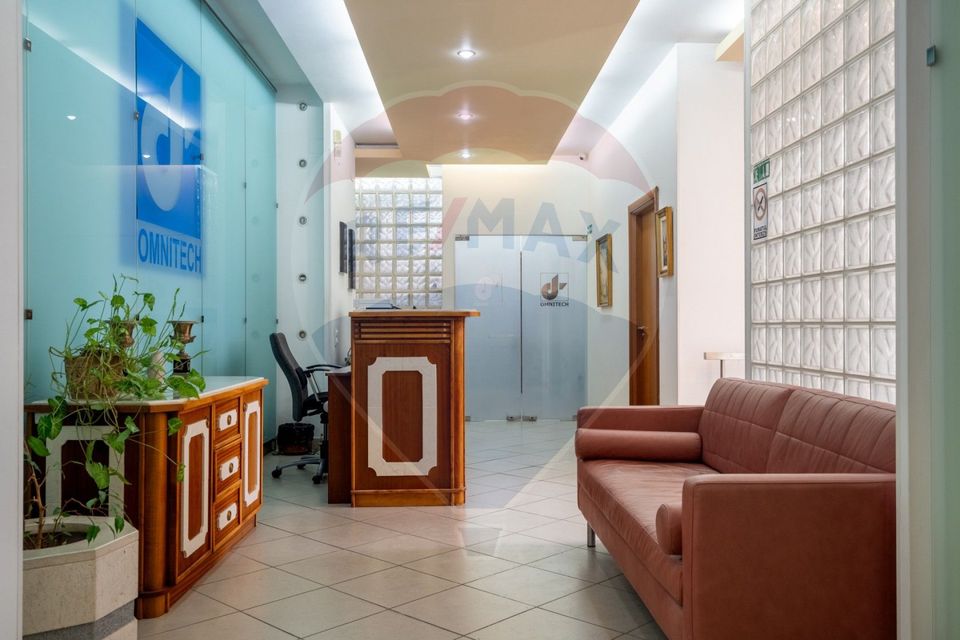 DE INCHIRIAT Spațiu comercial Bd. Unirii – 1335 mp