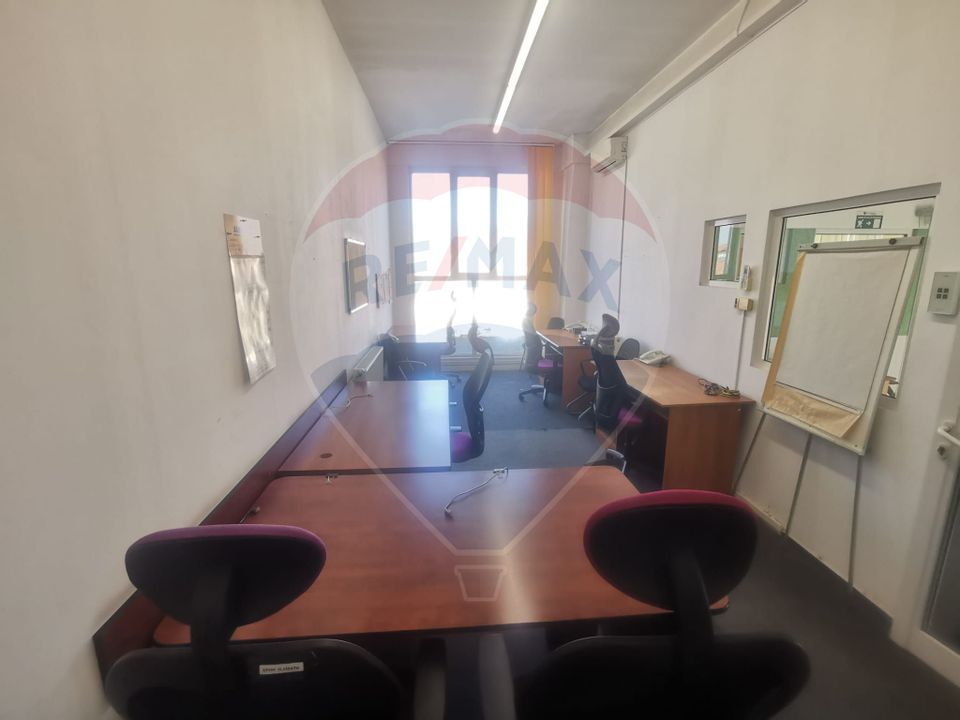 450sq.m Industrial Space for rent, Depozitelor area