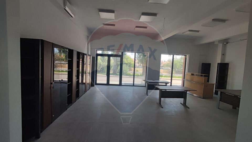 Spațiu comercial 93 mp de vanzare Ultracentral Promenada Crisului