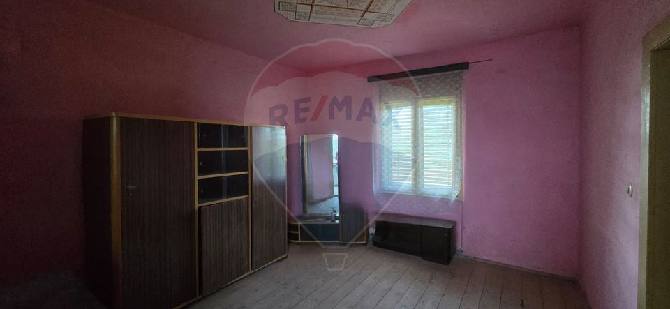 4 room House / Villa for sale