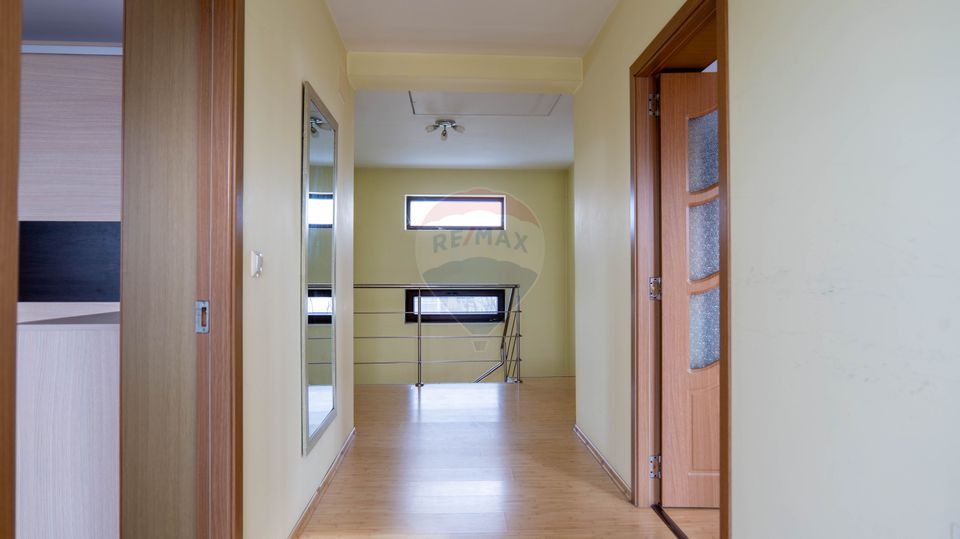 5 room House / Villa for sale