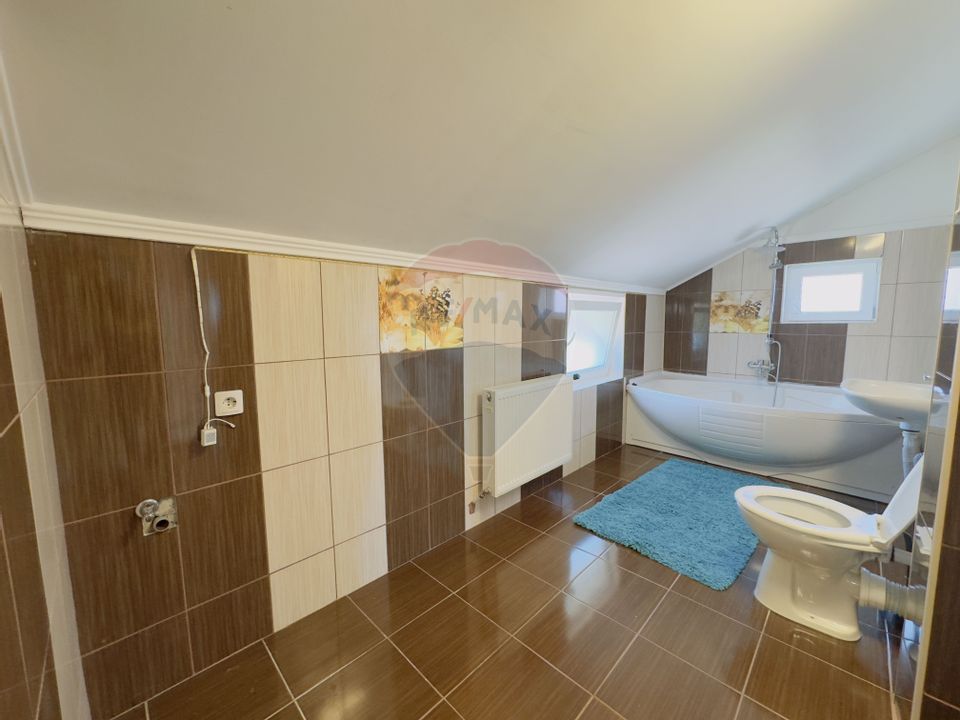 Casă cu 5 camere de vânzare Cartier Orizont 2 Paleu zona Metropolitana