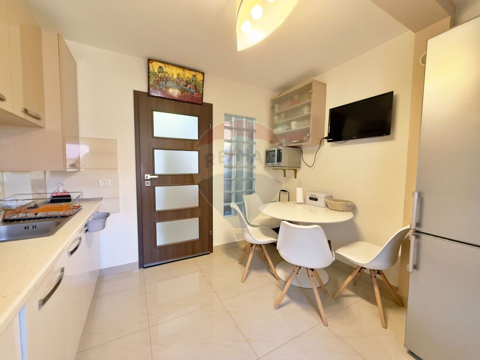 4 room Apartment for rent, Central area