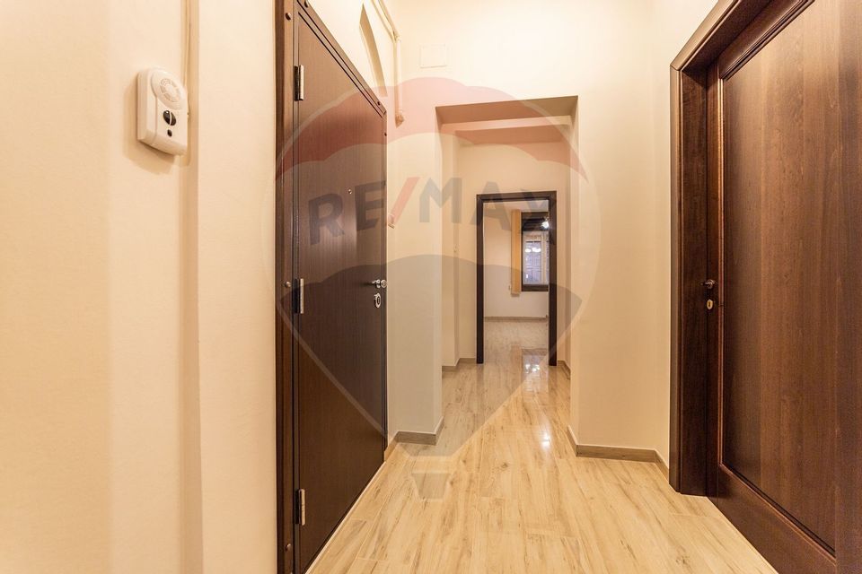 107sq.m Office Space for rent, Ultracentral area