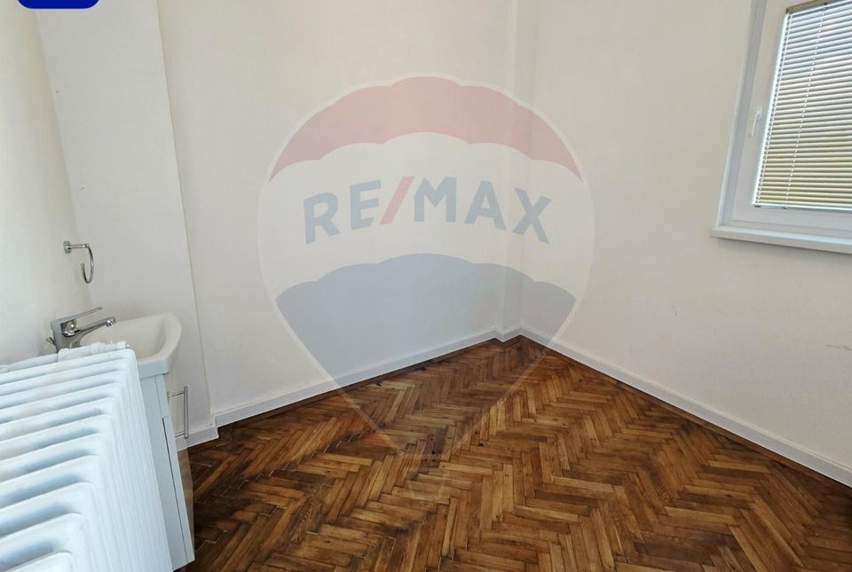 4 room Apartment for rent, Unirii area