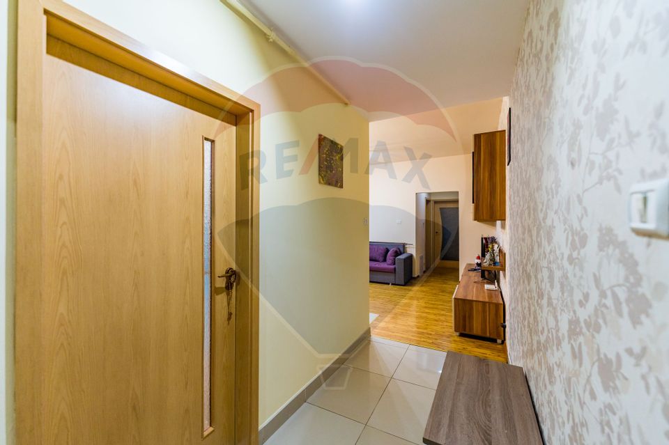 Apartament modern la Bermo Micalaca