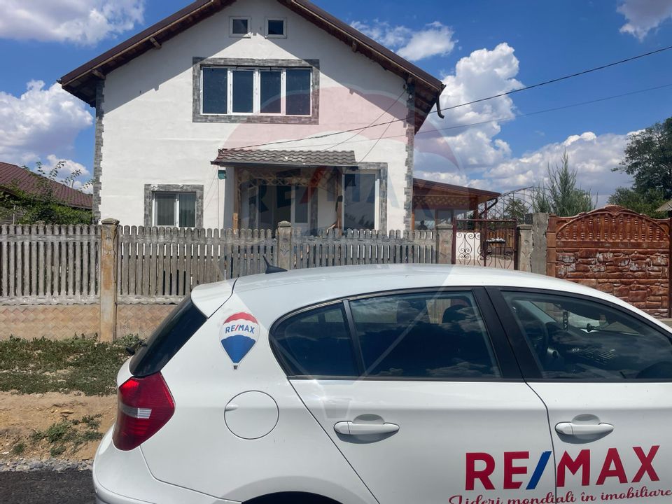 7 room House / Villa for sale