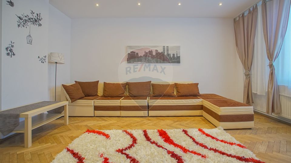 Corp de casă cu 2 apartamente și curte individuală, str. Făgetului