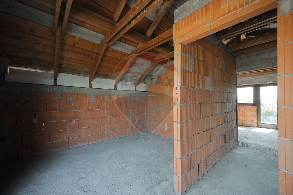 6 room House / Villa for sale