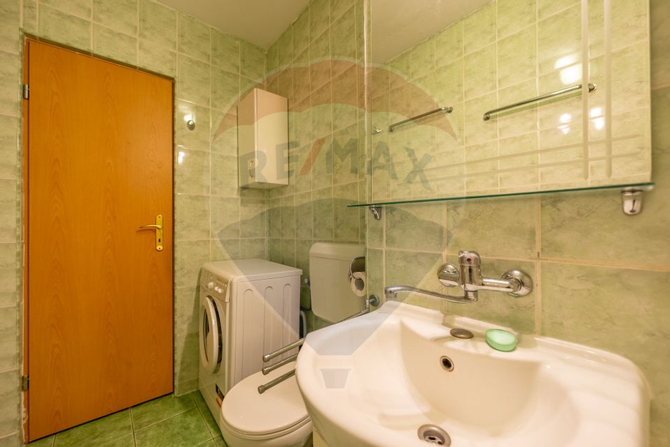 Apartament 2 camere etaj 1, zona Central/Praporgescu , centrala gaz.