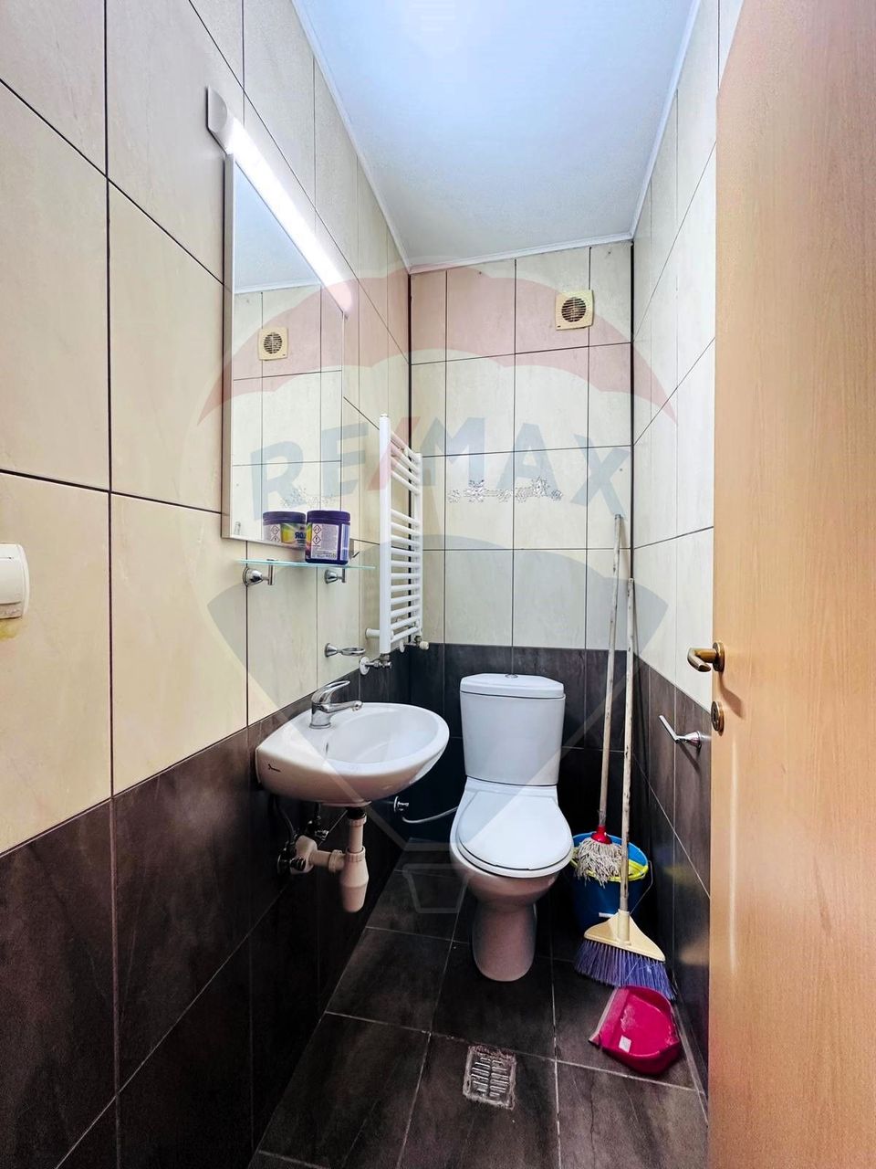 2 room Apartment for sale, Titan area