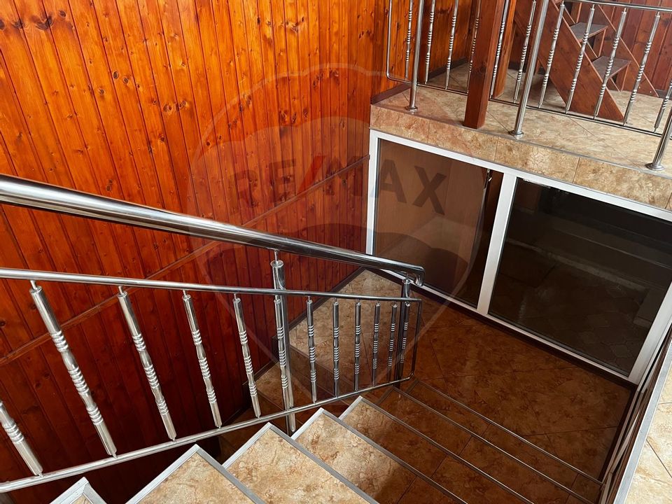 7 room House / Villa for sale