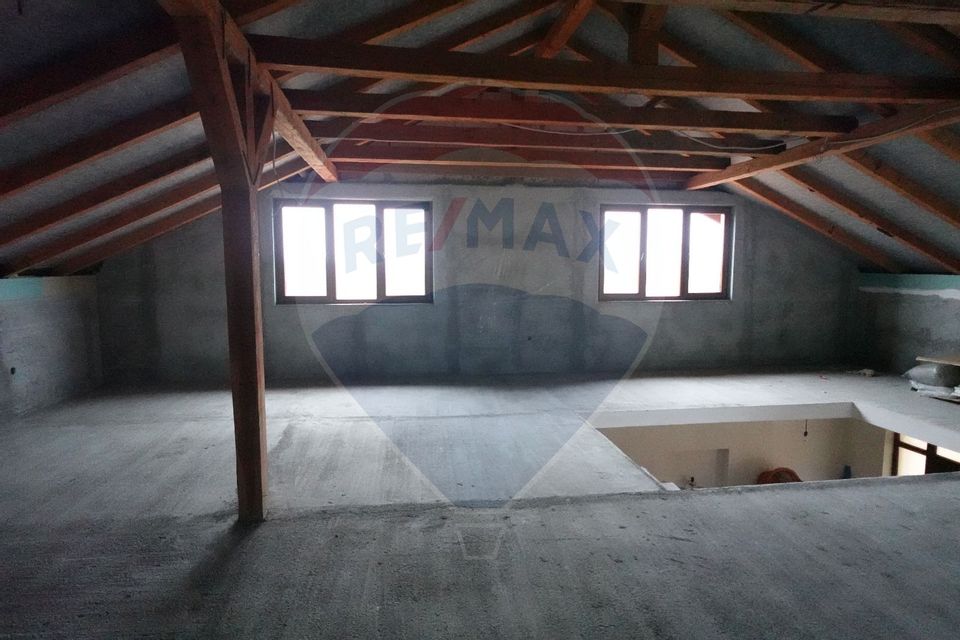 11 room House / Villa for sale