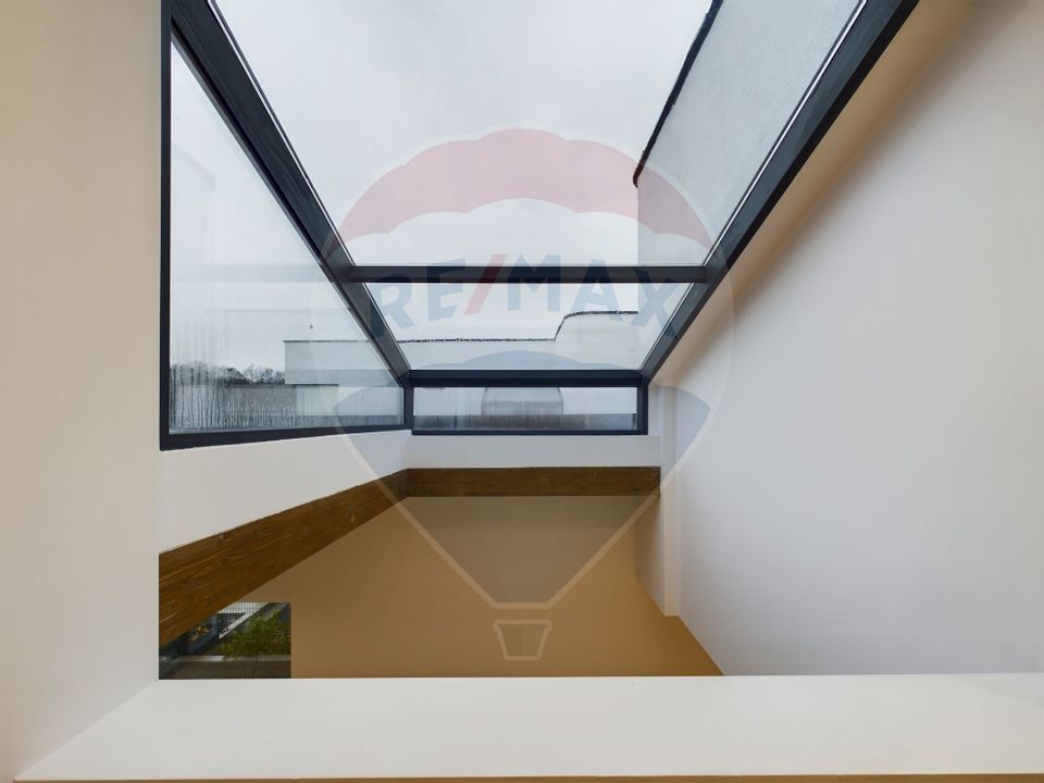 5 room House / Villa for sale