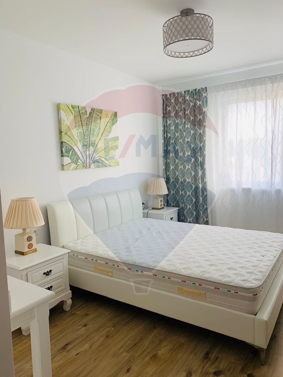 Apartament cu 3 camere de vânzare in Greenfield