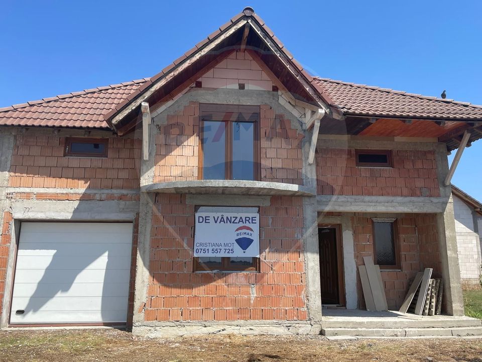 5 room House / Villa for sale