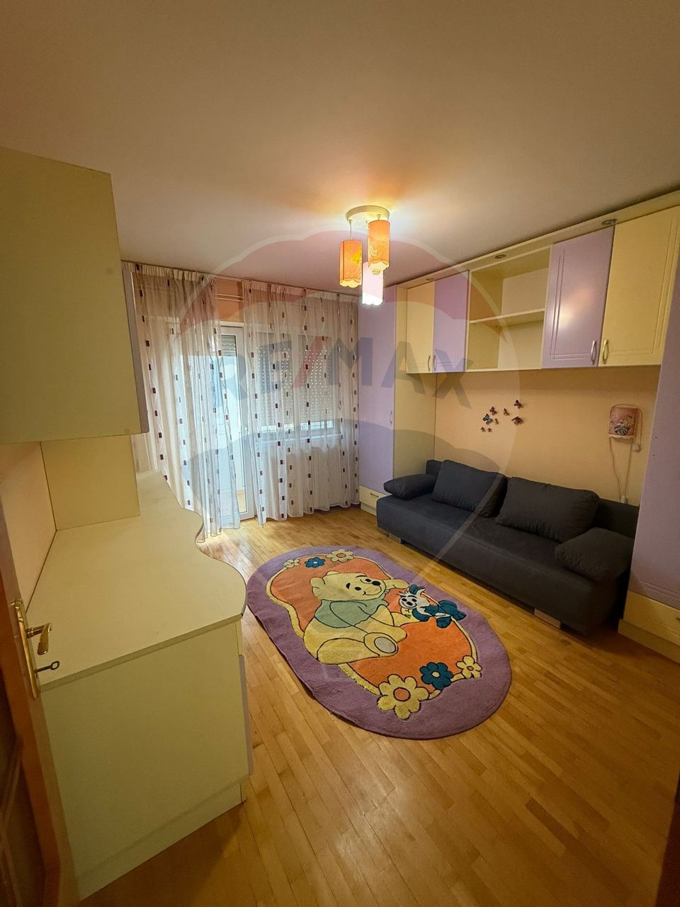 Apartament cu 3 camere in zona Aurel Vlaicu