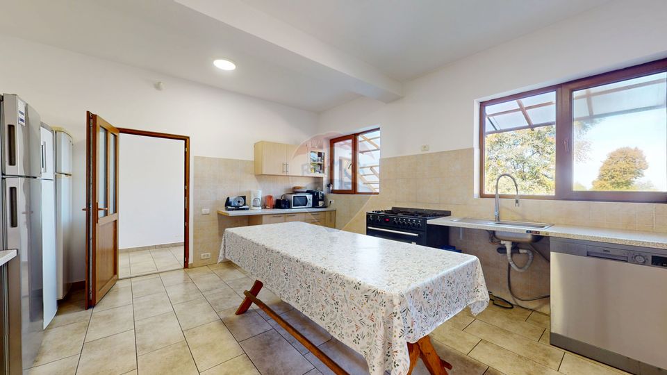 Pensiunea Valea Lisei – nouă, complet utilată