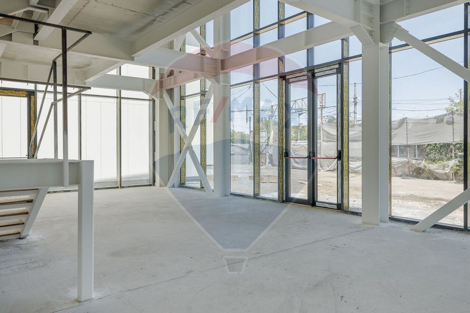 For Rent: Commercial Space in Cotroceni – 14 m Shopfront and Mezzanine