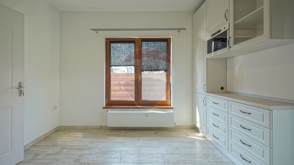 Refugiul tău de lângă Brașov – Casă P+M în cartierul Izvor, Tralungeni