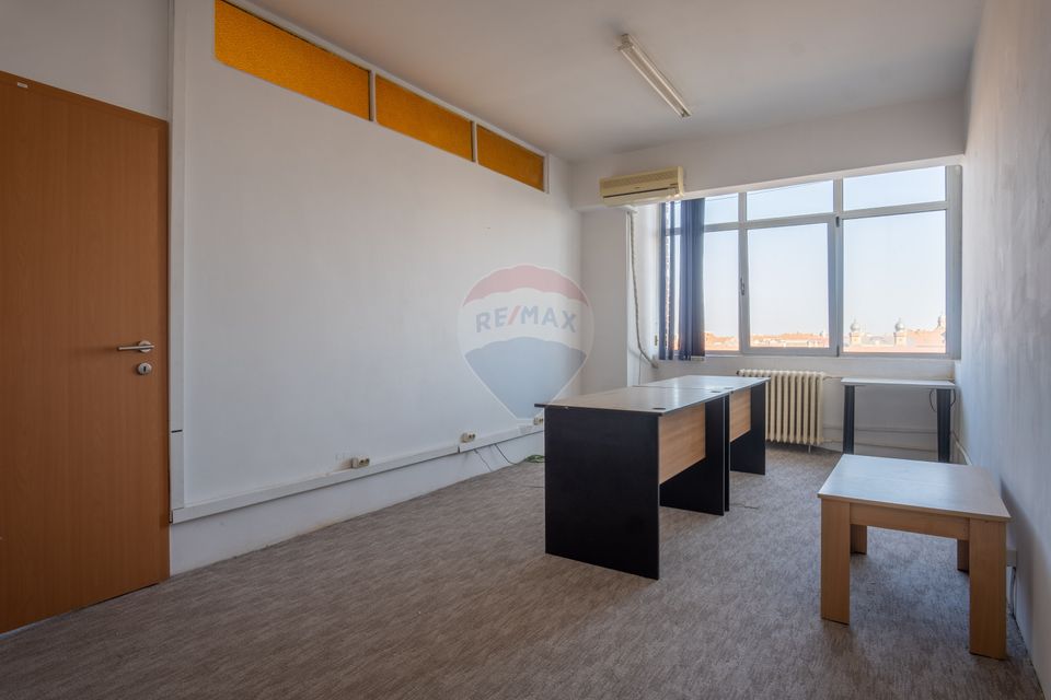 48sq.m Office Space for rent, Semicentral area
