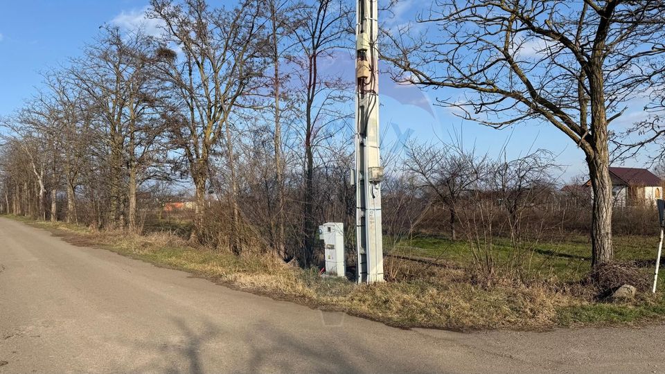 Land 2,300sqm Petresti / Strada Lacramioarei