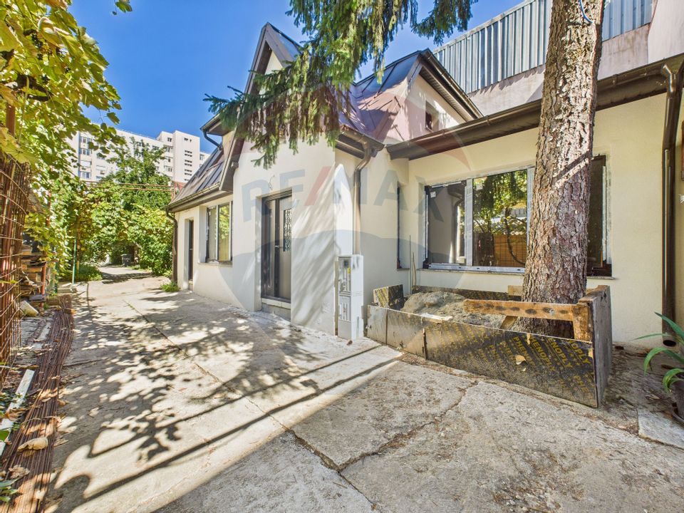 4 room House / Villa for sale, Stefan cel Mare area