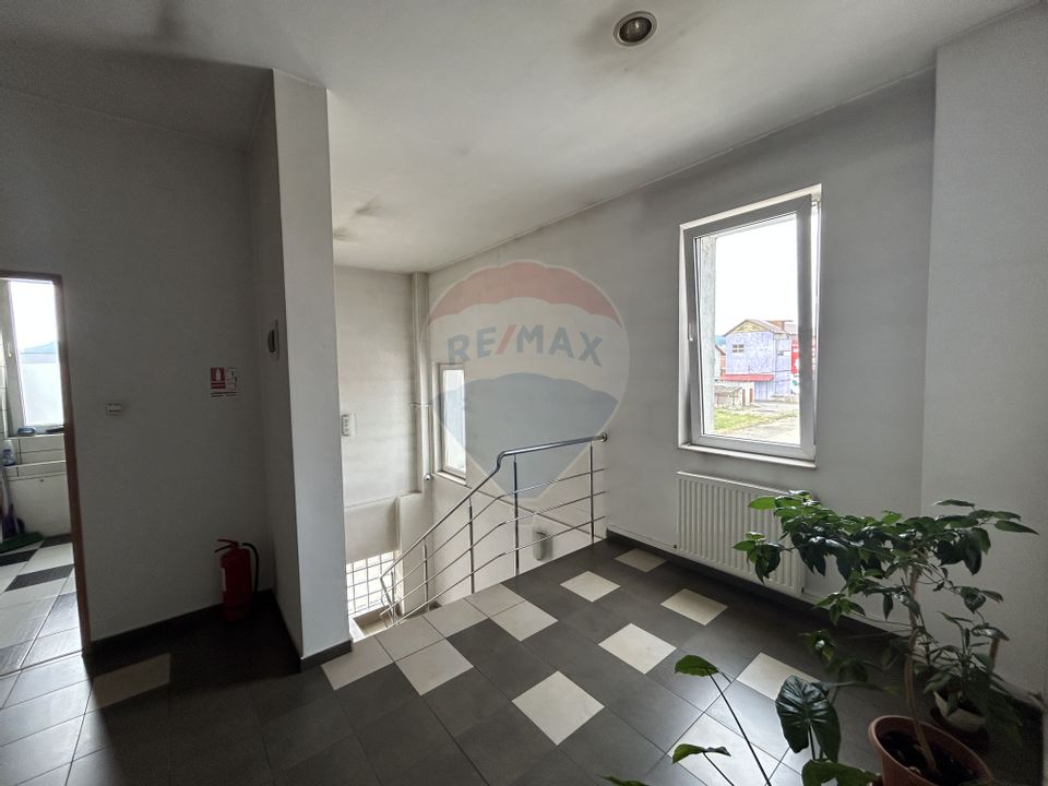 Spațiu 324mp FRIG / 300mp BIROURI de vânzare în zona VALUE CENTRE