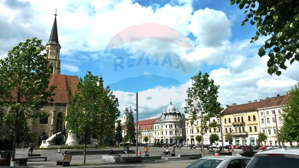 96sq.m Commercial Space for rent, Ultracentral area