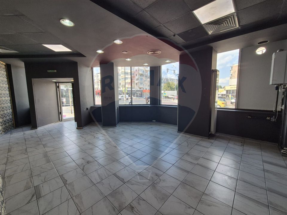 60sq.m Commercial Space for rent, Republicii area