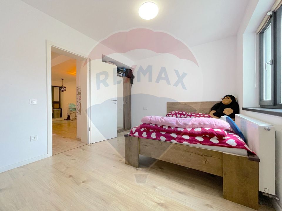 3 room Apartment for sale, Tractorul area