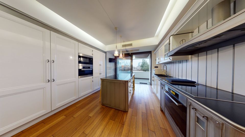 De inchiriat | Apartament 4 camere | Terasa 55 mp | Primaverii