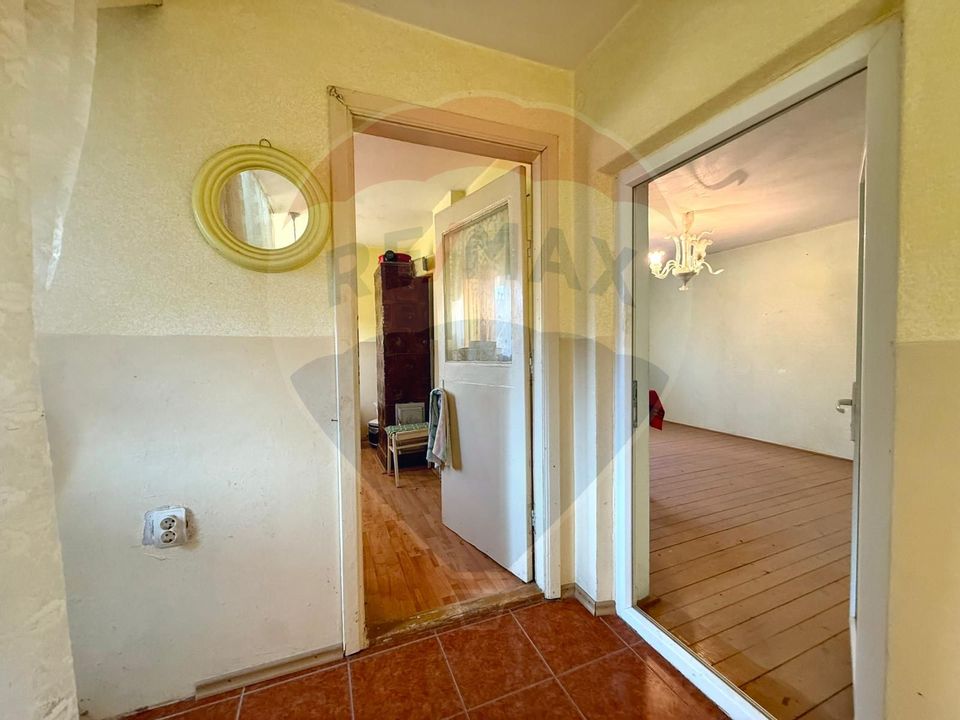 Casa de vanzare Mihail Kogalniceanu teren 524 mp Jud Constanta