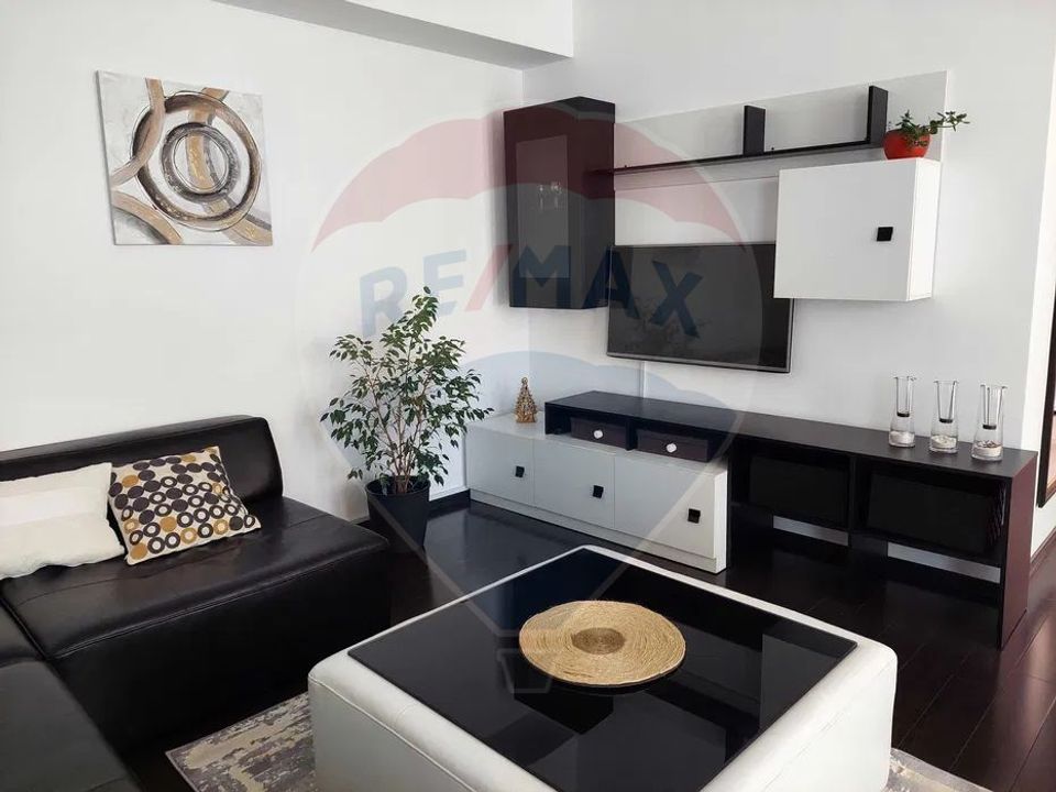 Apartament cu 2 camere de închiriat în zona Damaroaia