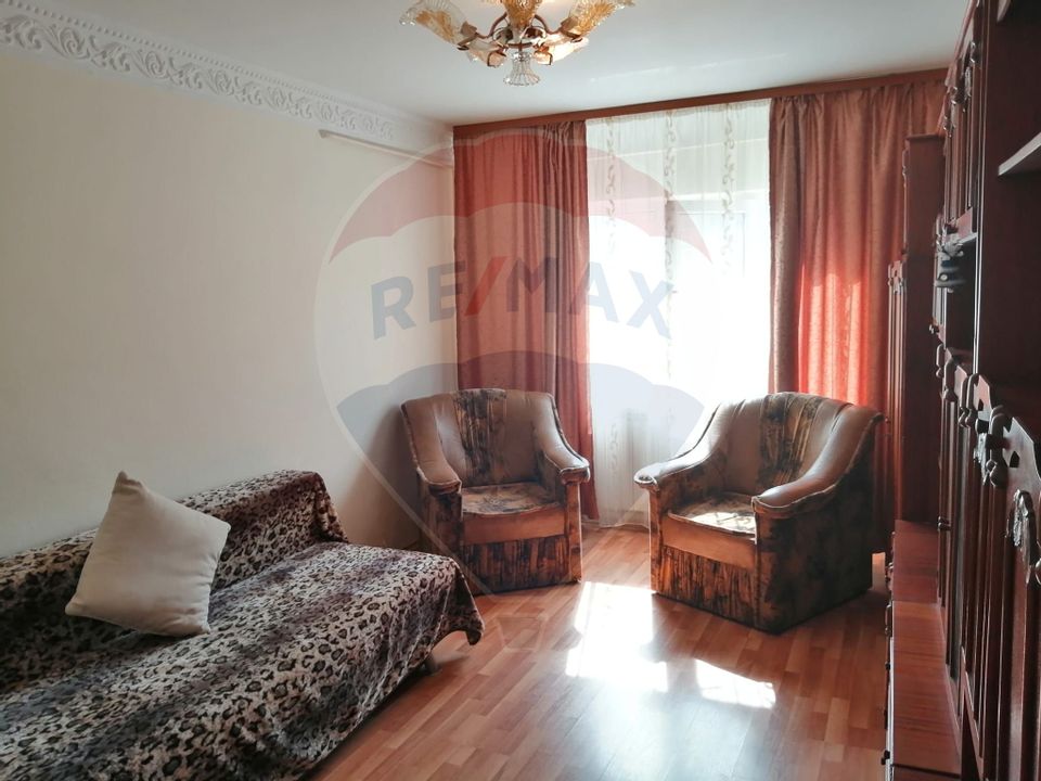 2 room Apartment for rent, Micro 17 area