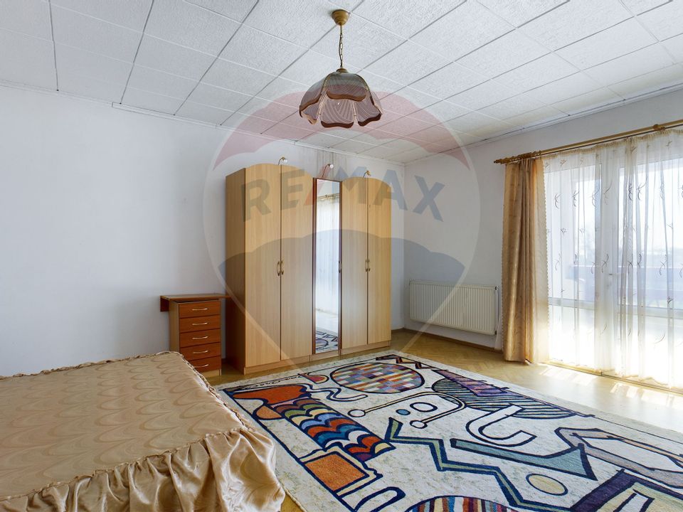 5 room House / Villa for sale