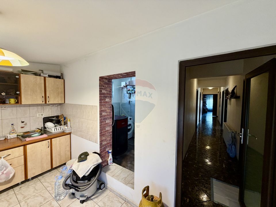 4 room House / Villa for sale