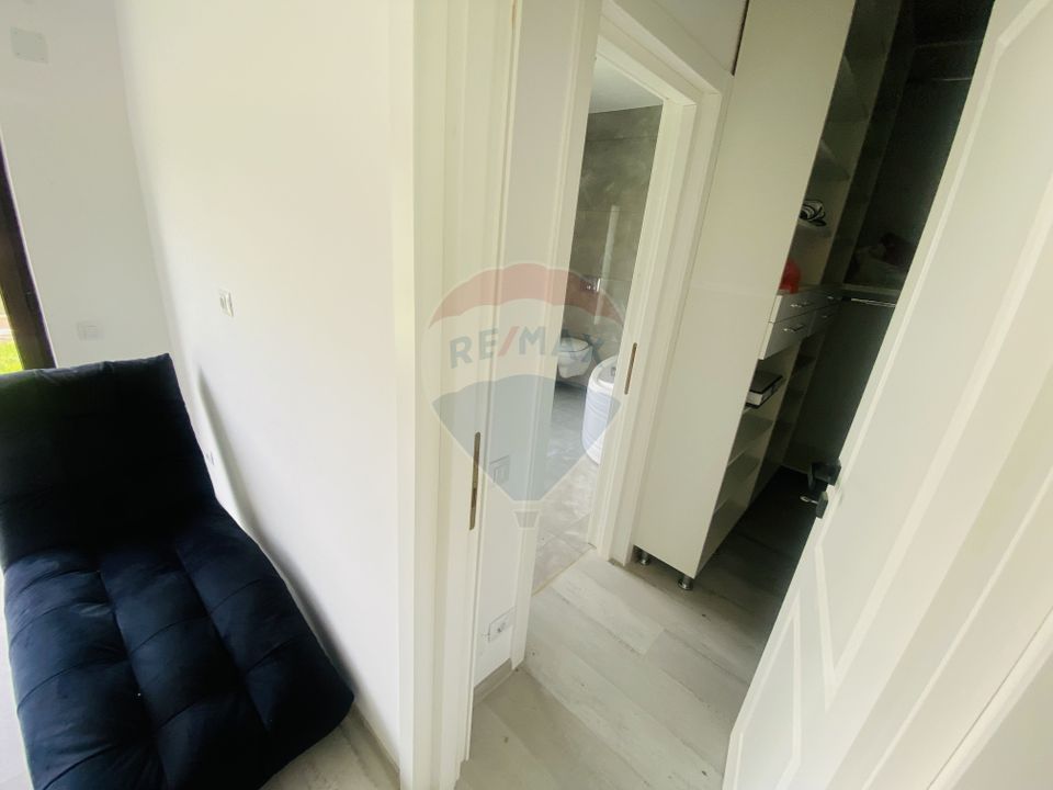 4 room House / Villa for sale