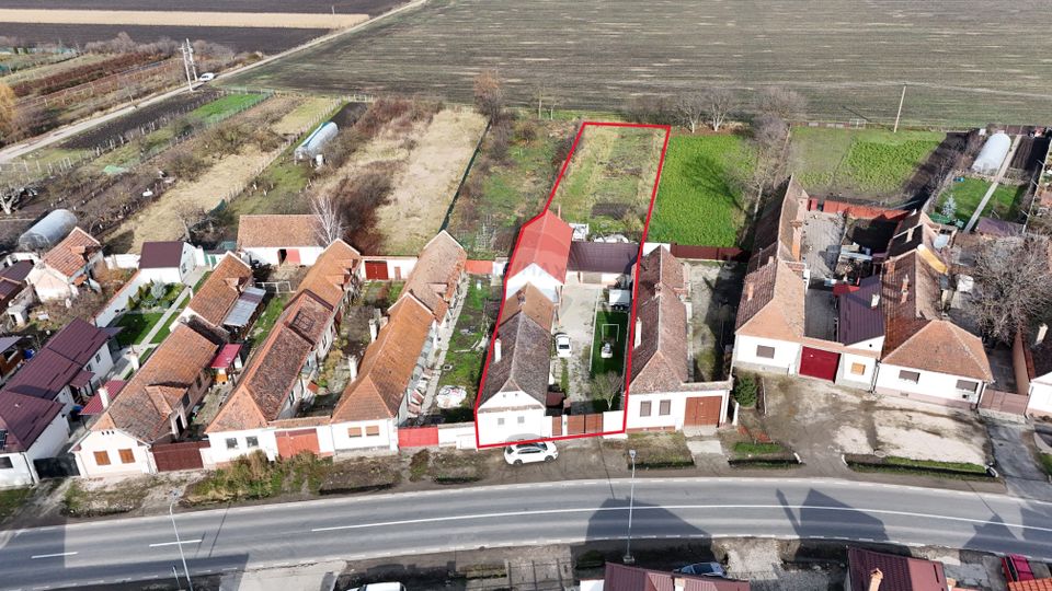 Două case pe același teren – locuință + oportunitate de business – Bod