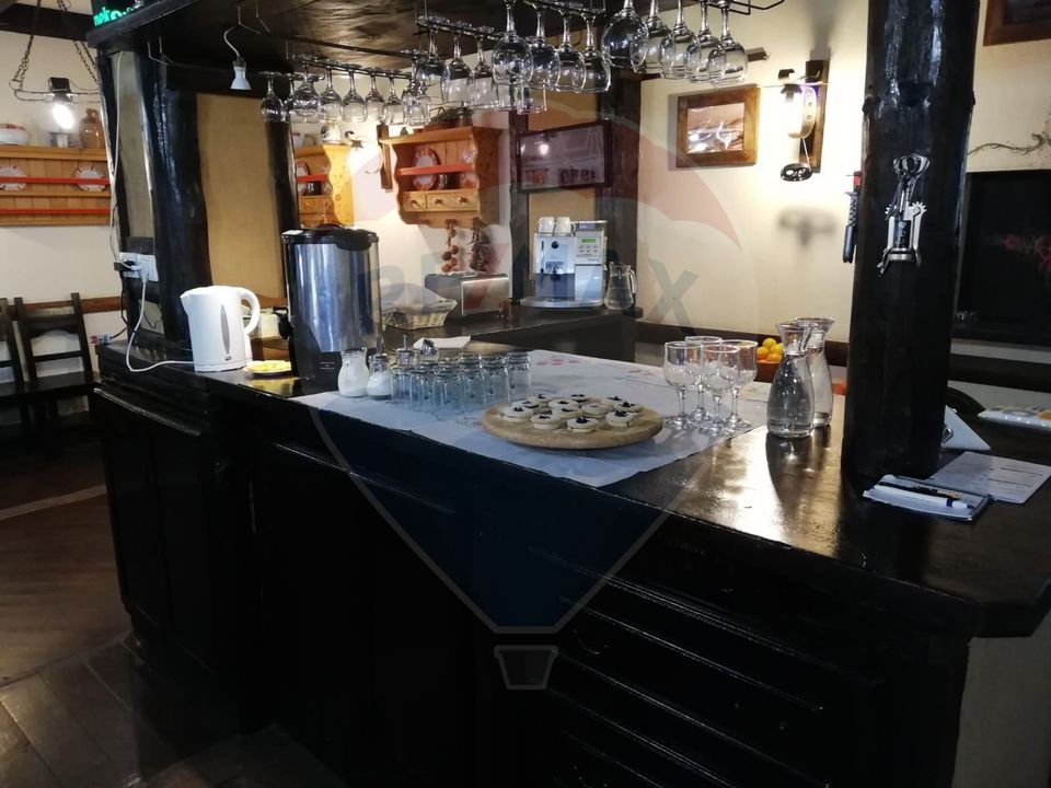 18 room Hotel / Pension for sale