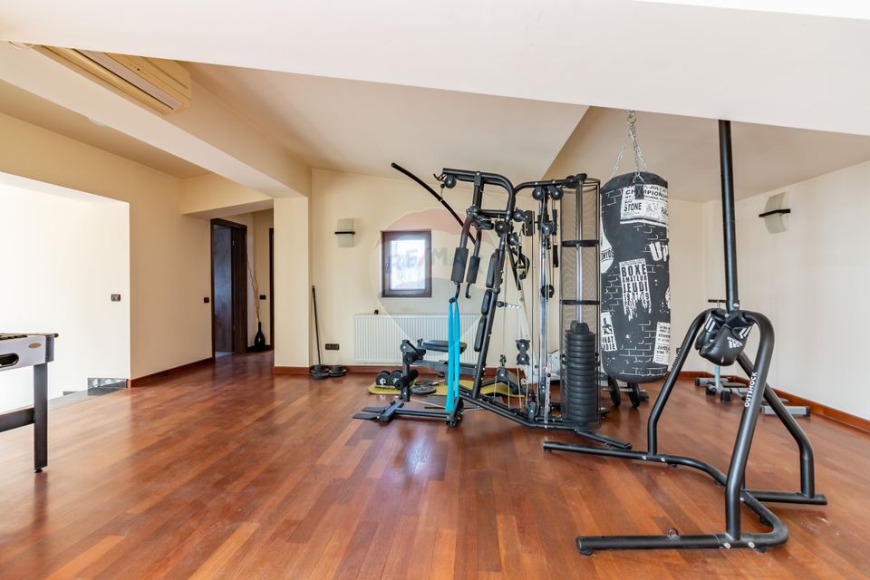 Opportunity to purchase 7-room villa Corbeanca