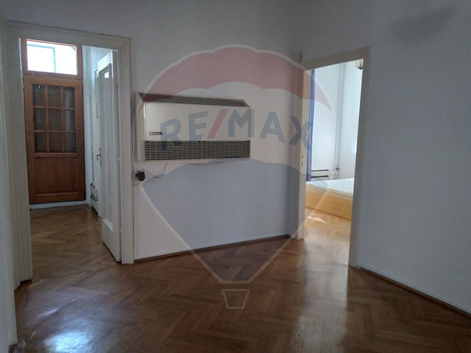 11 room House / Villa for rent, Aviatorilor area