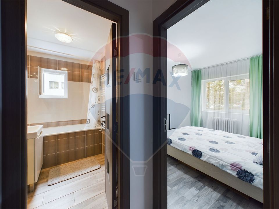 REZERVAT!|Apartament 2 camere|Renovat|Decomandat| Zona Lenin