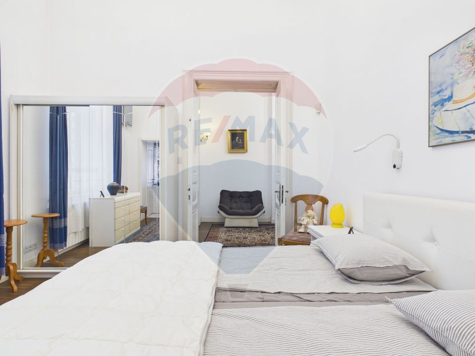 Casa / Vila cu 8 camere de vanzare în zona Cotroceni