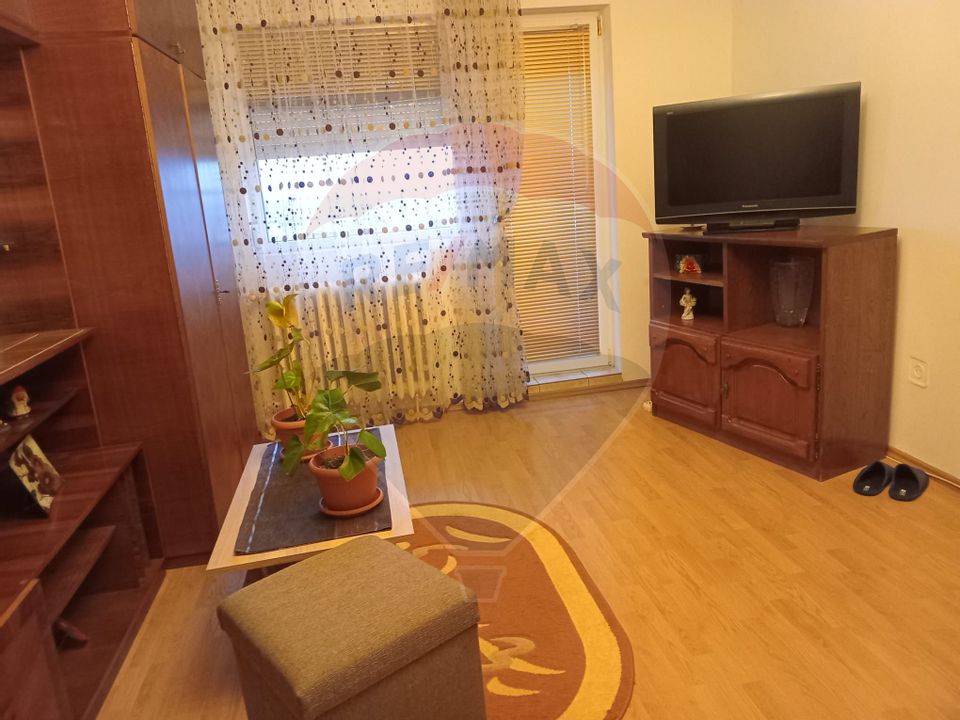 OCAZIE!!!Apartament 4 camere în zona Micalaca