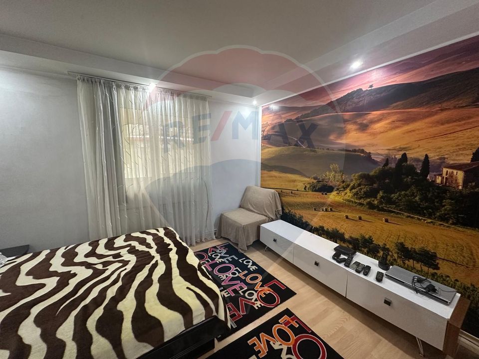 Casă spațioasă 6 camere, 2 băi, garaj spatios și terasă