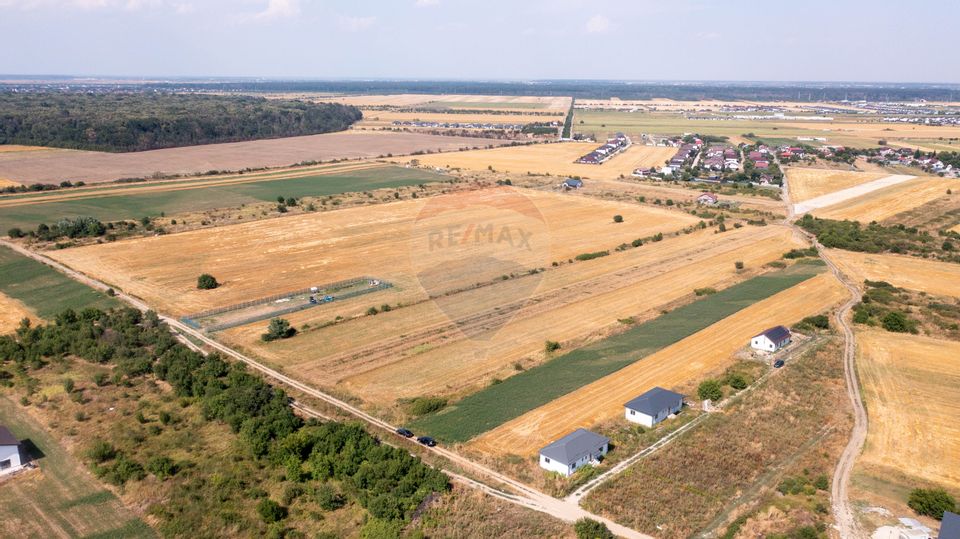 Land 983sqm Sabareni / Strada sondei